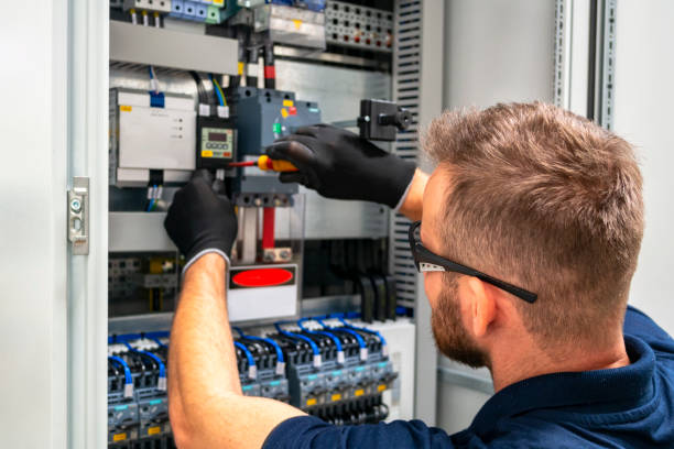 Best Licensed Electrician  in Resaca, GA
